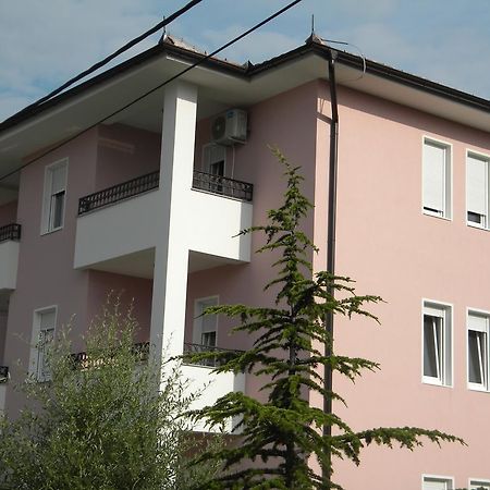 Apartment Srebrni Oblak Aranđelovac Eksteriør billede