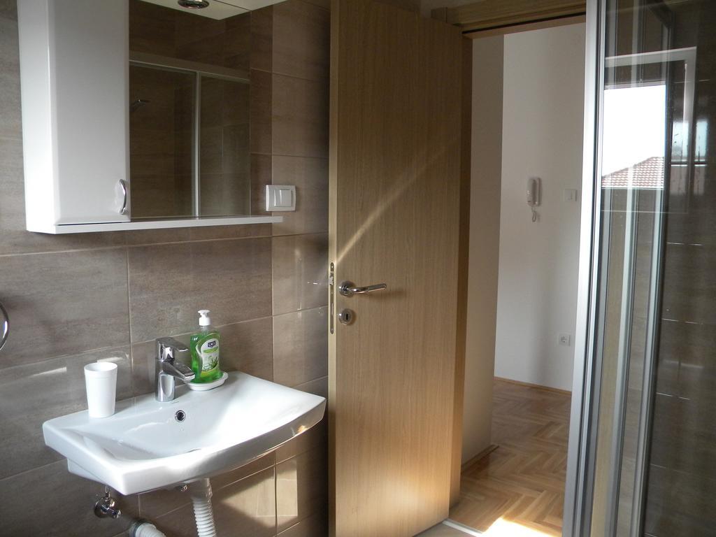Apartment Srebrni Oblak Aranđelovac Eksteriør billede