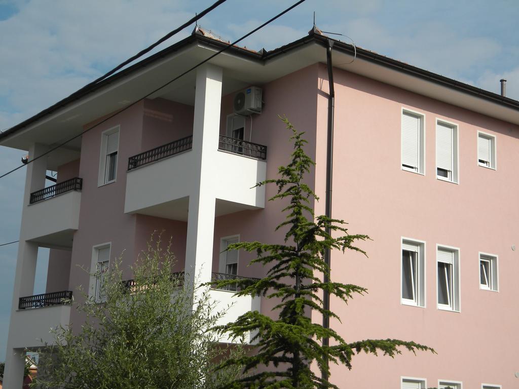 Apartment Srebrni Oblak Aranđelovac Eksteriør billede